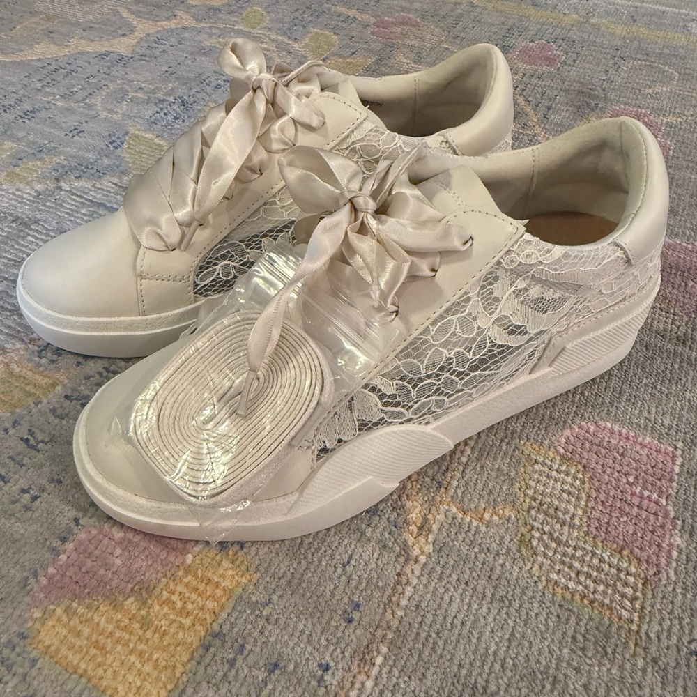 Dolce Vita Ivory Satin Lace Women's Sneakers 7.5